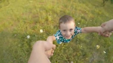 Baba spin etrafında oğlu