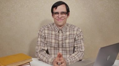 Yeni işimle gurur duyuyorum.