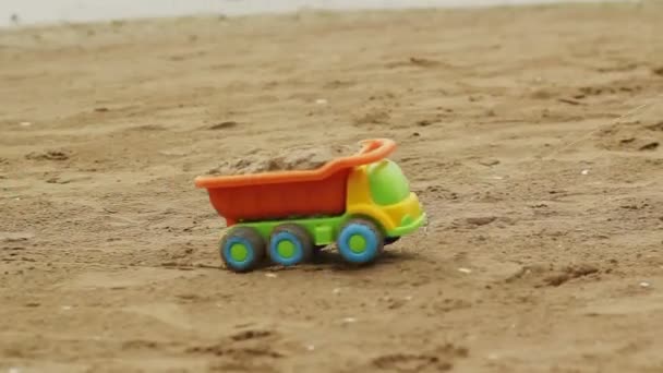 Giocattolo dell'automobile dei bambini — Video Stock