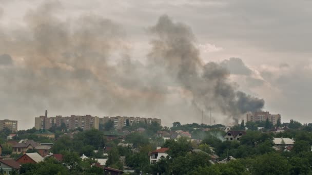 Oorlog in de stad — Stockvideo