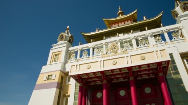 Buddhist Temple Against Blue Sky — Stock Video