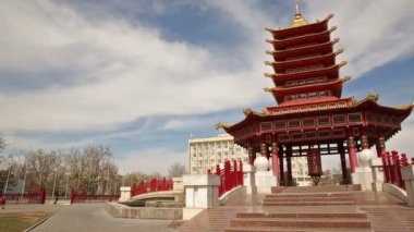 Şehirdeki Çin mimarisi.