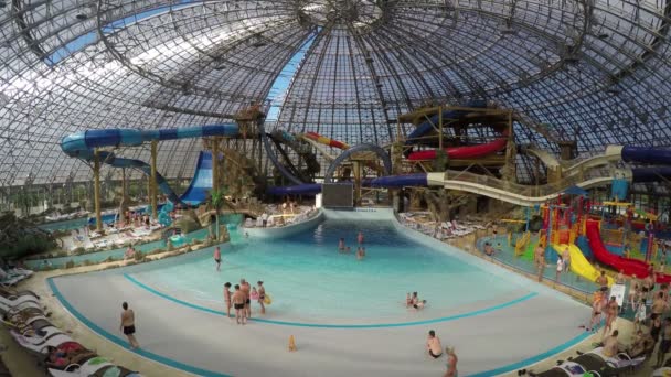 Panorama över aquapark — Stockvideo