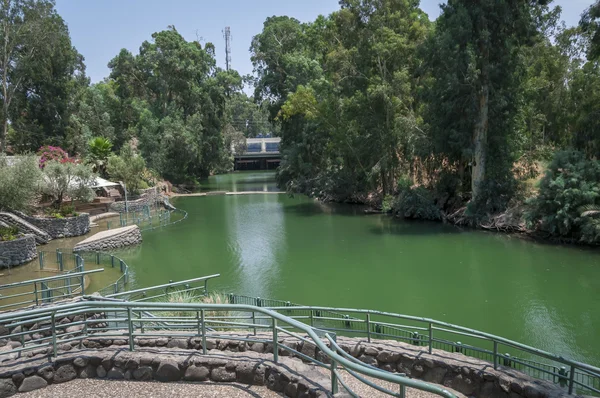 Jordan river v Yardenit křestní místo akcií obrázek — Stock fotografie