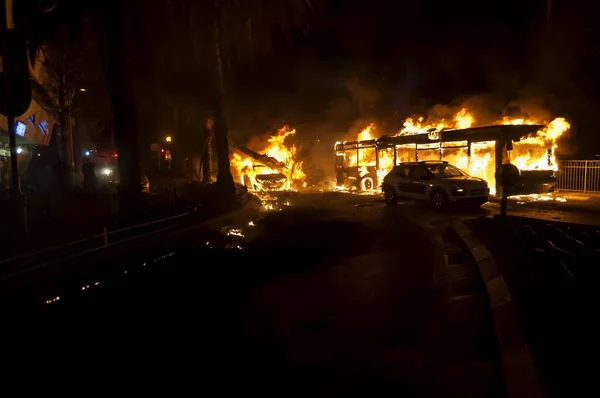 Holon Israele Maggio 2021 Autobus Auto Fiamme Subito Dopo Razzo — Foto Stock