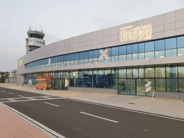 SHARM EL SHEIKH, EJİPT. 21 Mayıs 2023. Uluslararası Sharm el Sheik havaalanı genel görünümü. Burası Mısır 'da ünlü bir turistik yerdir. Resimli editörel resim.