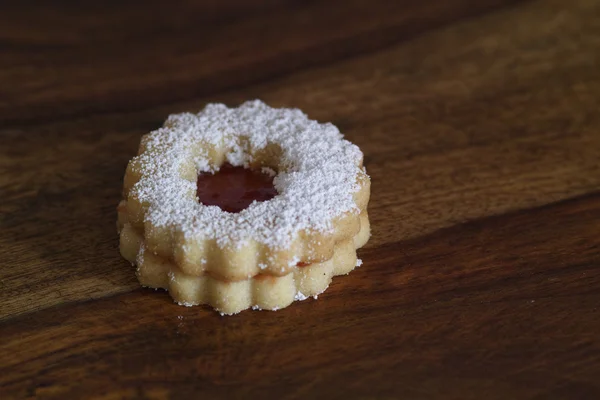 Традиционные Linzer печенье — стоковое фото