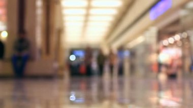 Timelapse hipermarket bir satın alma yapmak için insanlar