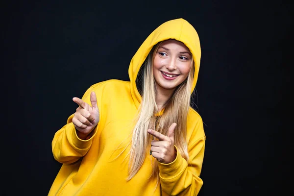 Beaubeautiful Estudante Menina Branca Cabelo Longo Estudante Perto Uptiful Estudante — Fotografia de Stock