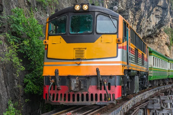 eski vintage tren