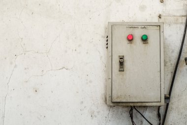 Hücresel iletişim kuleleri