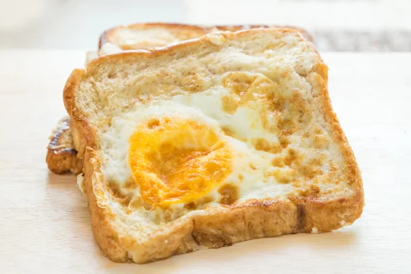 fried egg in hole toast