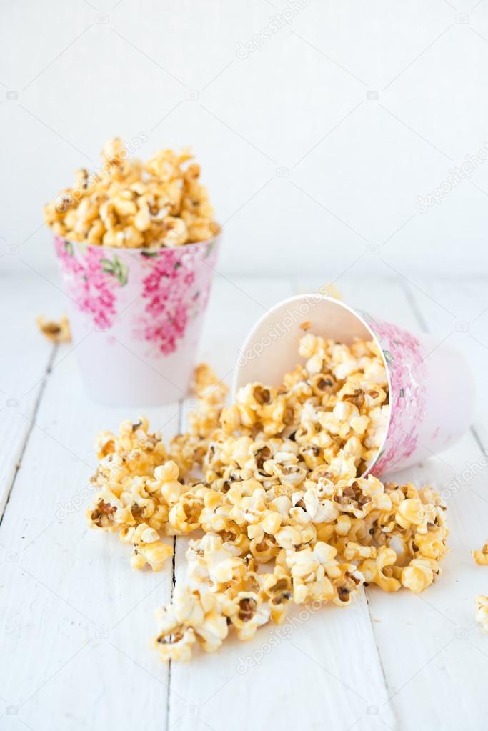 Palomitas Dulces Con Caramelo Foto De Stock C Gekachka 106291934