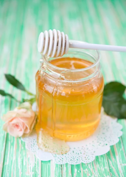 Flower honey in a jar
