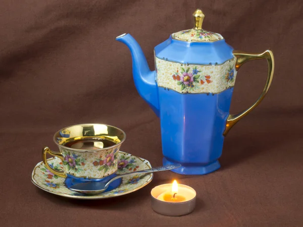Antika porselen çay servisi
