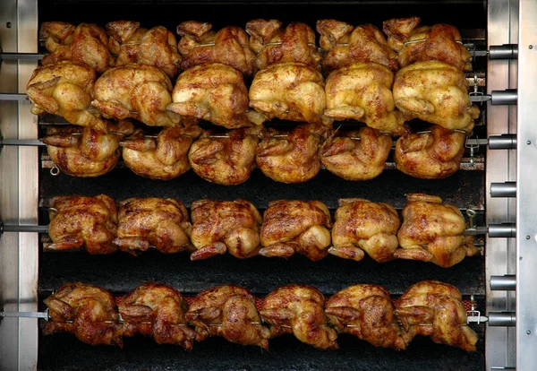 Barbecue de viande de poulet frais — Photo