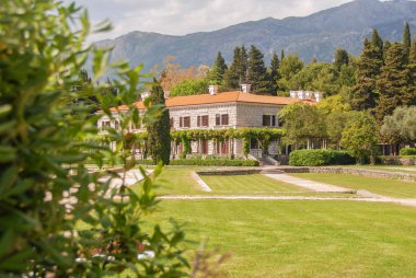 Karadağ'daki güzel villa