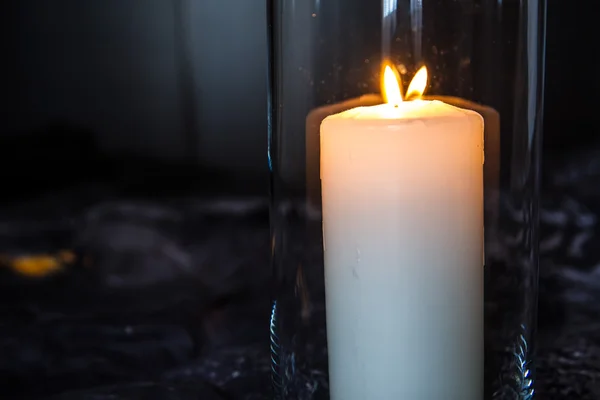 Primo piano delle candele accese — Foto Stock