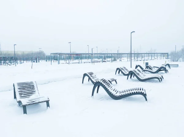 俄罗斯 莫斯科 布拉泰沃 公园被雪覆盖 — 图库照片