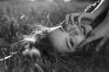 Açık denim şık kız