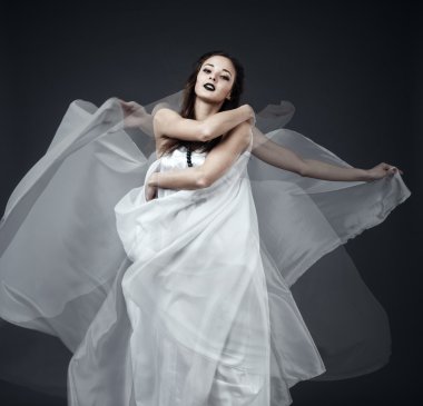 Genç çekici Rahibe siyah dudak ile