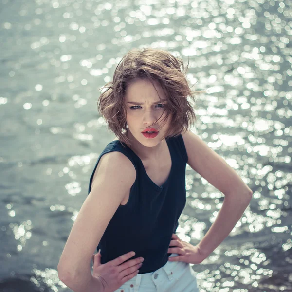 Beautiful sensual girl near water portrait — Stock Photo, Image