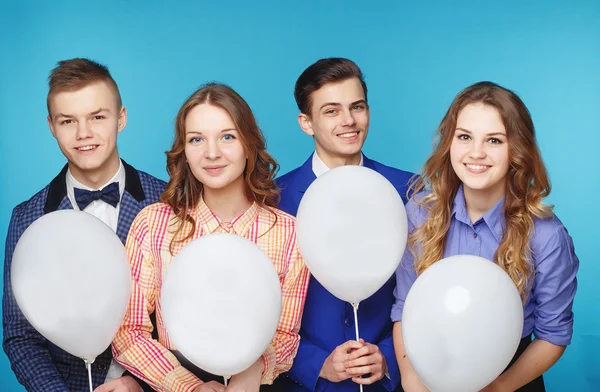 Glad grupp studenter — Stockfoto