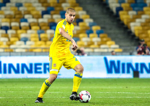 Ukrainian defender Yaroslav Rakitski