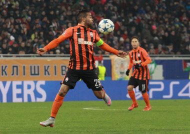 Alex Teixeira, Shakhtar Donetsk