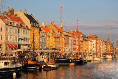 Nyhavn - New Haven gün batımında, Kopenhag, Danimarka