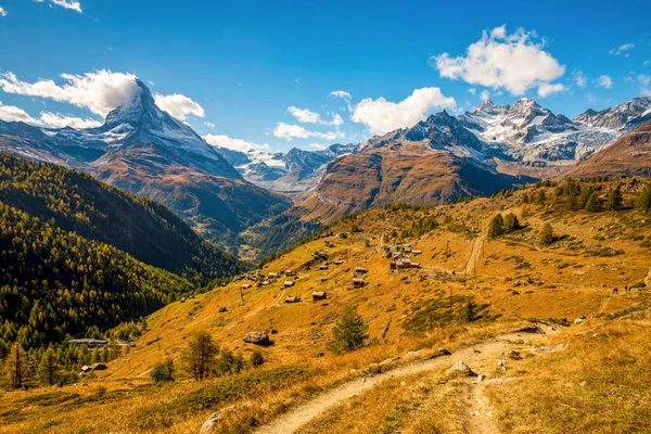 Impressionante Cenário Outono Famoso Pico Alp Matterhorn Área Sunnegga Trilha — Fotografia de Stock