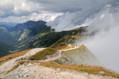 Tatra Dağları'nda bulutlu gün