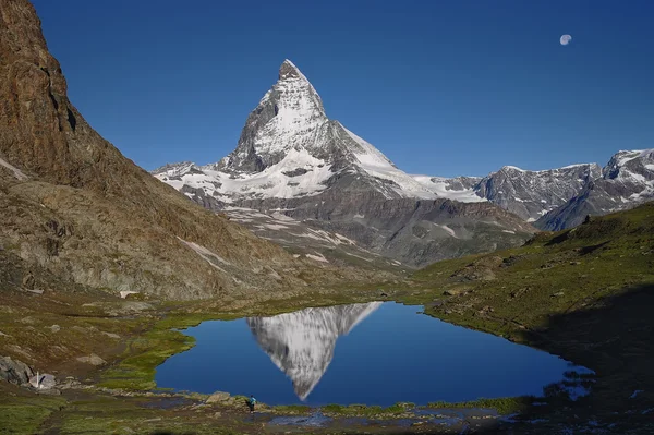 Matterhornblick bei sonnigem Tag — Stockfoto