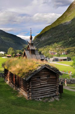 Borgund geleneksel ahşap mimarisi
