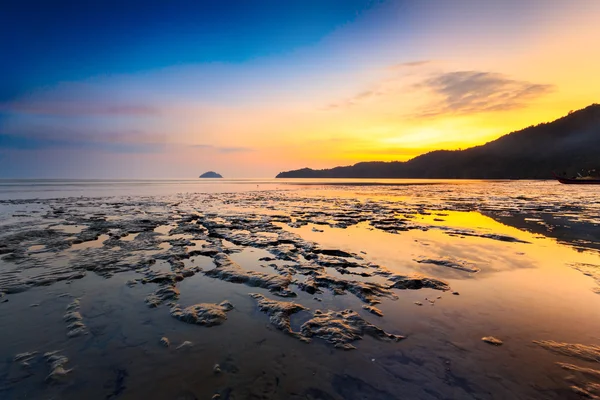 A vista da lama durante o pôr do sol — Fotografia de Stock