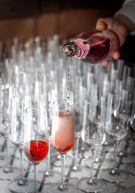 Şarap, şampanya cam