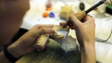 Diş Laboratuvarı iş