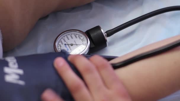 Measurement Process Blood Pressure — Stock Video