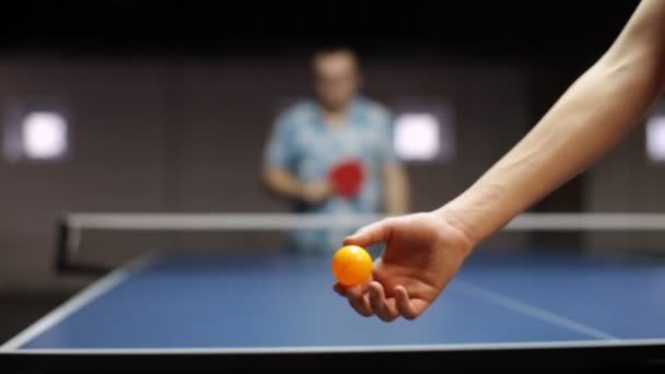 Young man playing pingpong — Stock Video