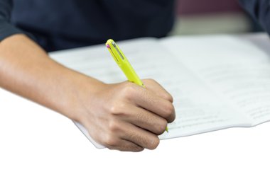 Asya el işaret yazmak için kalem