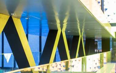 çarpık kutup modern köprü