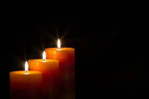 Velas com fundo preto — Fotografia de Stock