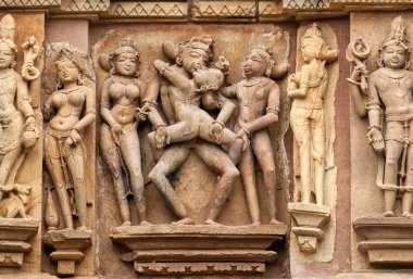 Erotik heykeller Khajuraho, Hindistan'da hindu Tapınağı