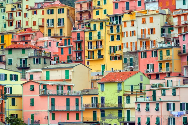 伝統的なイタリアのカラフルな家、チンクエ ・ テッレ, イタリア — ストック写真