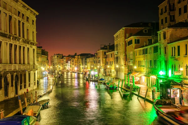 Kanal von Venedig, Italien, bei Nacht — Stockfoto
