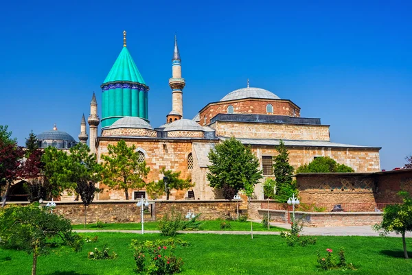 Túmulo de Mevlana, o fundador da ordem Mevlevi sufi dervish, Konya, Turquia — Fotografia de Stock