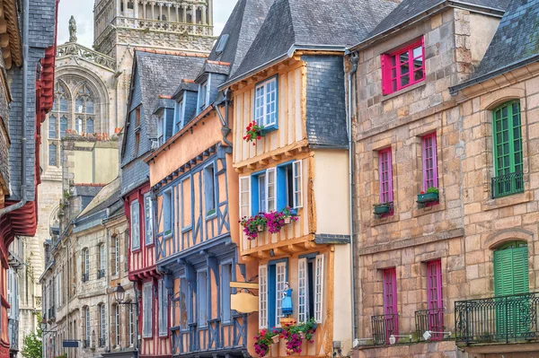 旧城的坎佩尔，布列塔尼，法国 — 图库照片