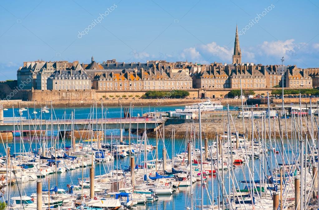 6 154 Saint Malo Stock Photos Images Download Saint Malo Pictures On Depositphotos