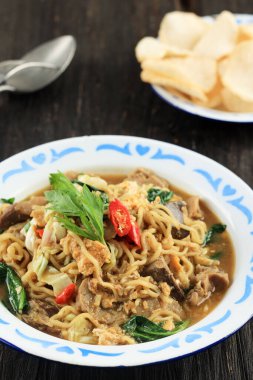 Bakmie Jawa, Mie Godhog Nyemek 