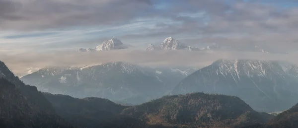 bulutlar dağ zirveleri